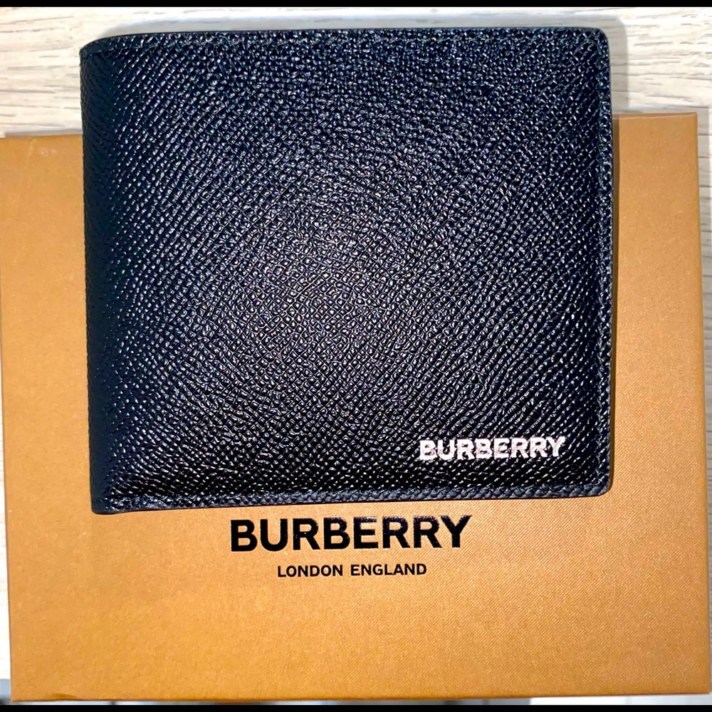 Mens Burberry Wallet || Authentic || Brand New